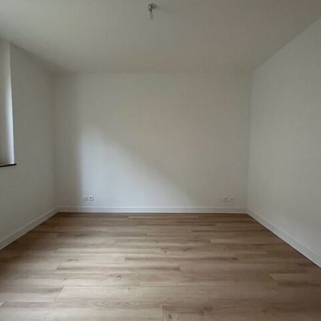 Appartement à louer - REIMS - RUE DE VENISE - Photo 3