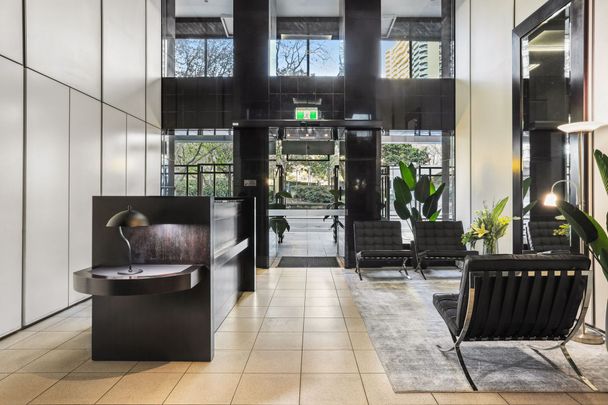 Regency Hyde Park - Furnished - Available 5th December - Photo 1