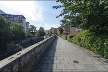 1 Bed Flat, Lewisham, SE8 - Photo 5