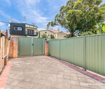 1/19 Wells Street, Newtown, NSW 2042 - Photo 2