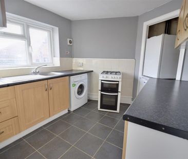 CHISWELL GREEN, ST ALBANS - Photo 4