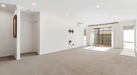 Move Quick: Modern, Low Maintenance Home in Pr... - Photo 5