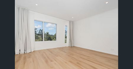 Immaculate Family Home in a Peaceful Upper Kedron Pocket - Photo 5