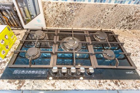 3 room luxury Flat for rent in Valencia - Photo 4