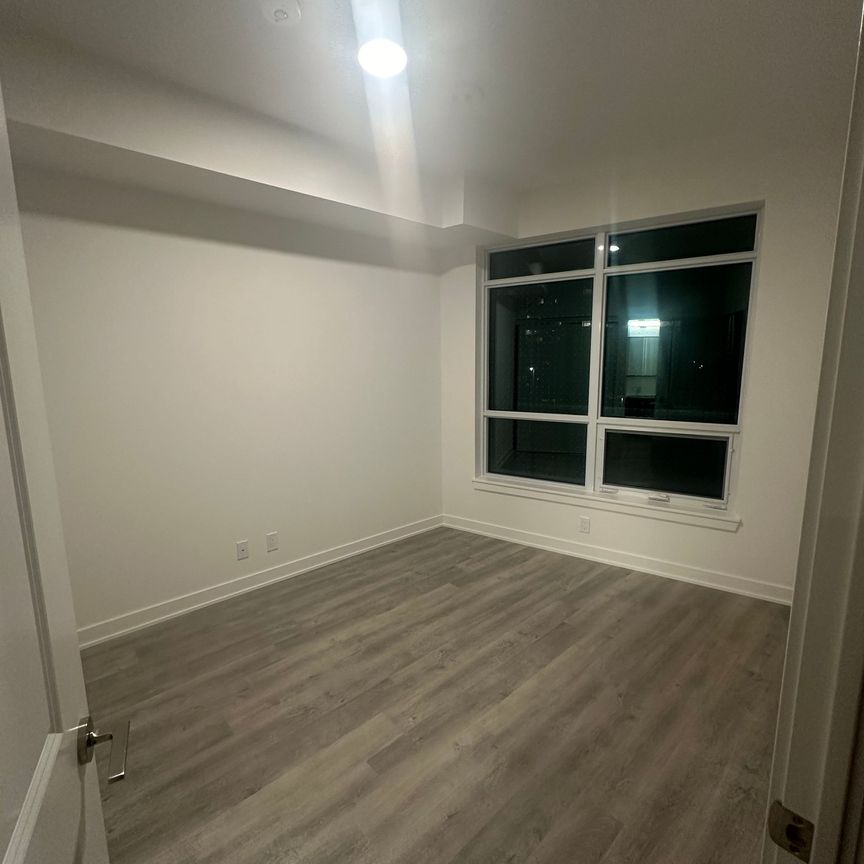 For Lease - 30 Upper Mall Way Unit# 403, Vaughan, Ontario - Photo 1