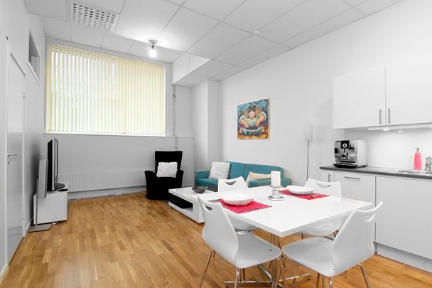 Tellusborgsvägen, Hägersten - Photo 1