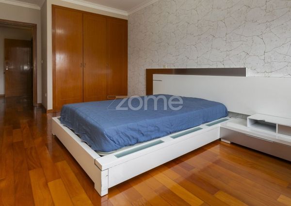 Apartamento T3 em Porto