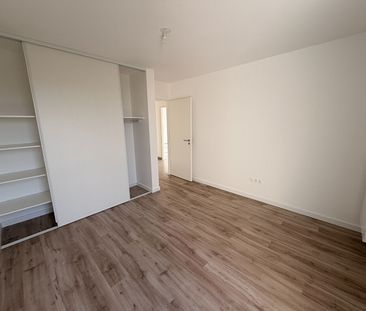 Location Appartement 3 pièces 76m² - Photo 5