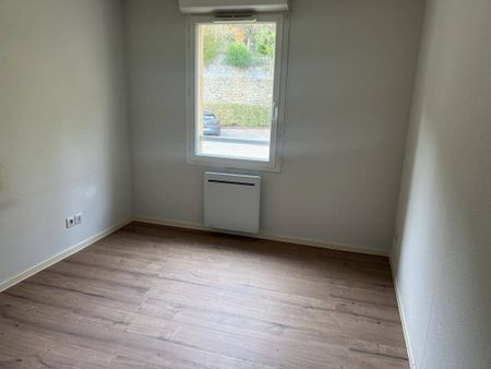 Location appartement t2 44 m² à Villefranche-de-Rouergue (12200) - Photo 3