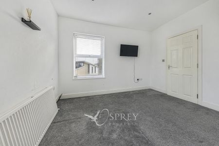 2 bedroom maisonette to rent - Photo 3