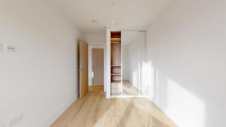 2 bedroom flat to rent - Photo 3