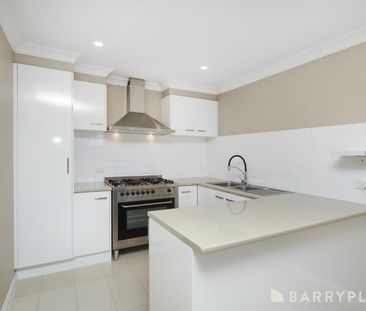 Low-Maintenance Lifestyle in the Heart of Sunshine West - Photo 5