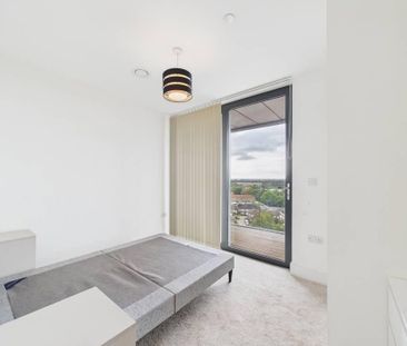 2 bedroom penthouse to rent - Photo 3