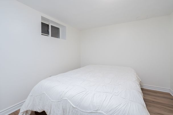 For Lease - 131 Meadowvale Drive Unit# Lower, Toronto, Ontario - Photo 1