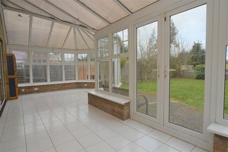 4 bedroom house to rent - Photo 3