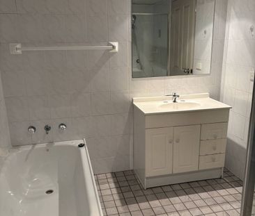 Safe Modern Comfort & Unmatched Convenience in the Heart of Parramatta - Photo 1