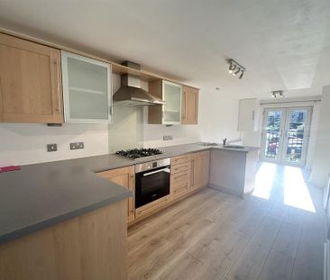 2 bedroom apartment to rent - Photo 2