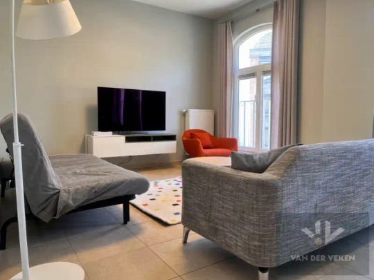 Gemeubeld 1 slaapkamer appartement in hartje Hasselt! - Photo 1