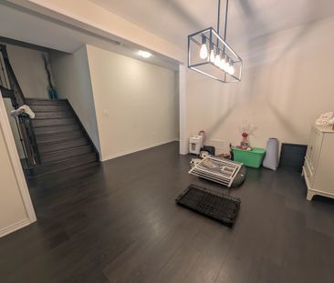 Gorgeous 4 Bedroom Fully Detached Home in Haldimand! - Photo 5