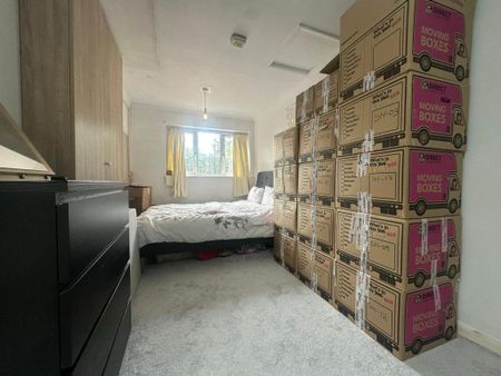 4 bedroom detached house to rent - Photo 3