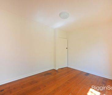 PERFECT FAMILY HOME! - Photo 5