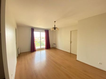 Location Appartement 3 pièces 61m² LA RICHE 37520 - Photo 2