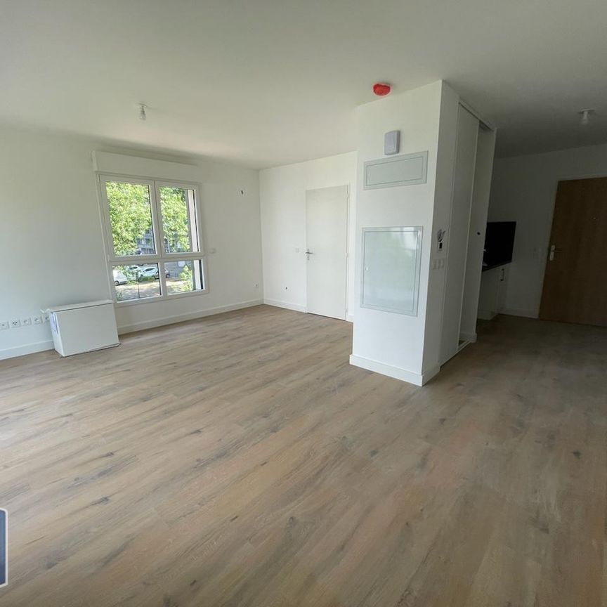 Location Appartement 1 pièce 33m² MAROMME 76150 - Photo 1