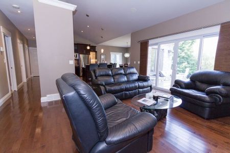 For Lease - 72235 Lakeshore Drive, R.R. #1 Drive, Bluewater, Ontario - Photo 2