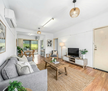 SPACIOUS HOME FOR FAMILY - Photo 2