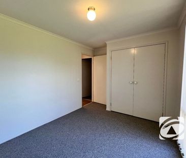 FOUR BEDROOM BEAUTY! - Photo 3