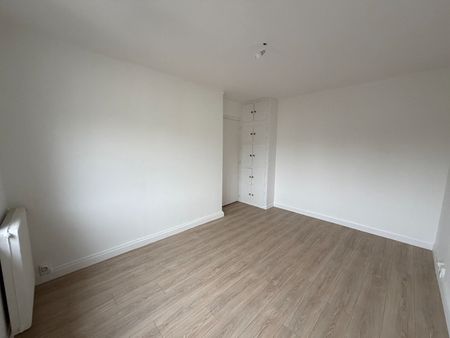 Location Appartement 3 pièces 56m² - Photo 2