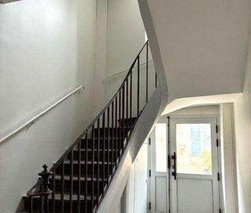 A LOUER Un Appartement meublé de type F3 de 62,86 m² situé au 2ème ... - Photo 4