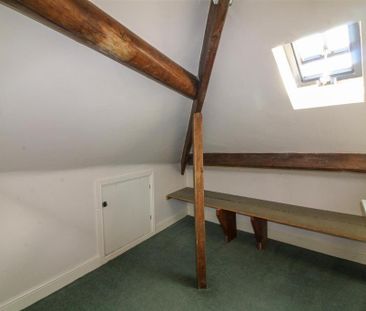 4 bedroom barn conversion to rent - Photo 2