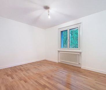 Beautiful renovated 3.5 room apartment on the 1st floor - Photo 2