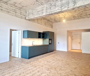 Modernes 3-Zimmer-Loft mit Industriecharme und freistehender Badewanne - Foto 4