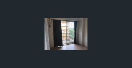 Spacious 2 bedroom + Study apartment - Photo 3