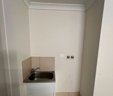 Fresh, Easy Rental Living - 13 Elvina Street, Deeragun - Photo 6