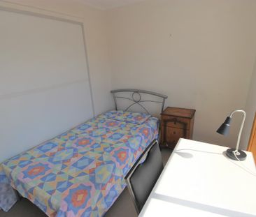 8-bedroom shared house / townhouse, Milne st - Photo 6