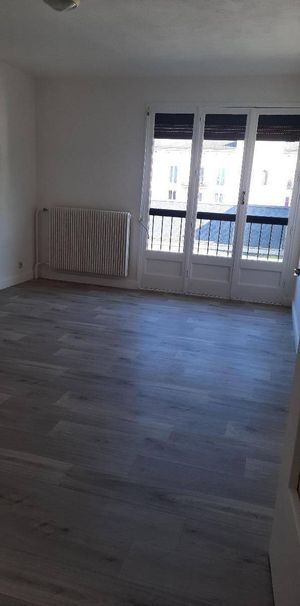 Location appartement 1 pièce 27 m² à Albertville (73200) - Photo 1