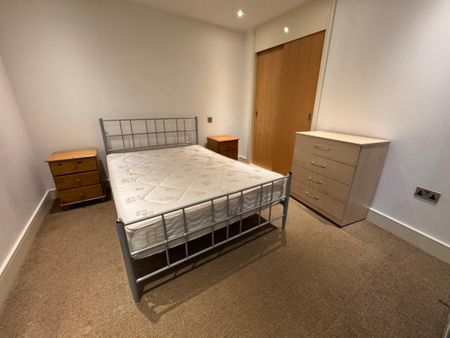 2 bedroom flat to rent - Photo 3