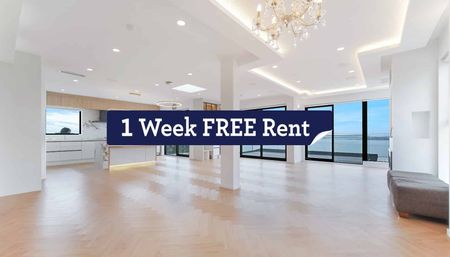 Designer 5 Bedroom Home Hillsborough - Photo 4