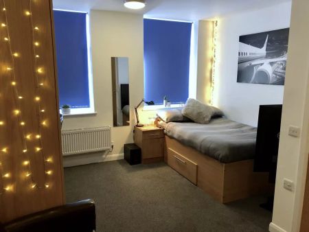 Deluxe Double Ensuite - Photo 4