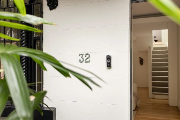 Stunning Renovated Victorian Terrace in Prime Surry Hills Location - Photo 1