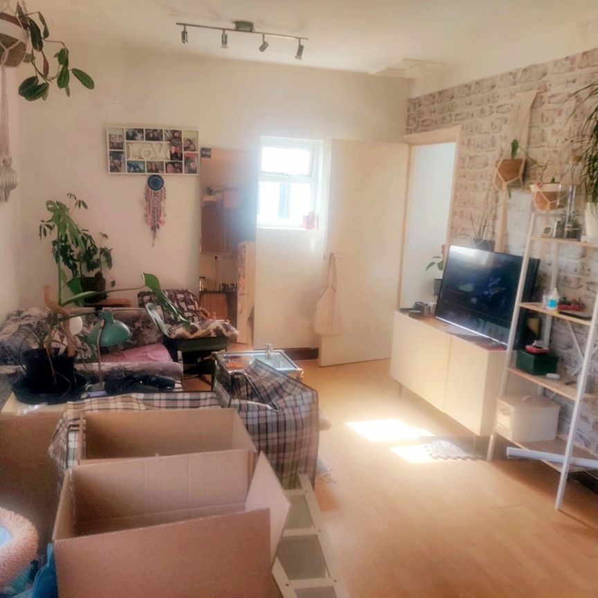 1 Bed Flat, Birchfield Road, B19 - Photo 1