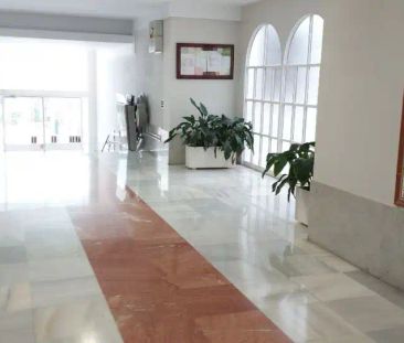 Sevilla - Photo 3