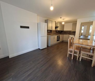 2 bedroom apartment to rent - Photo 6