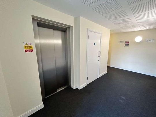 Romulus Road, Aurora Court Romulus Road, DA12 - Photo 1