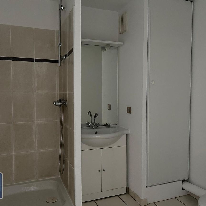 Location Appartement 1 pièce 23m² TRAPPES 78190 - Photo 1