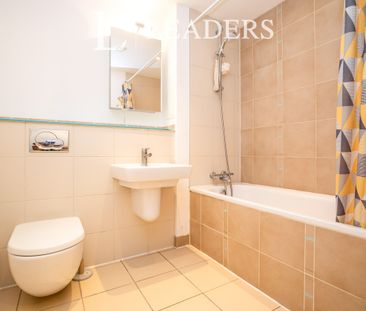 2 bedroom apartment to rent The Blue Building, Gunwharf Quays, Port... - Photo 6