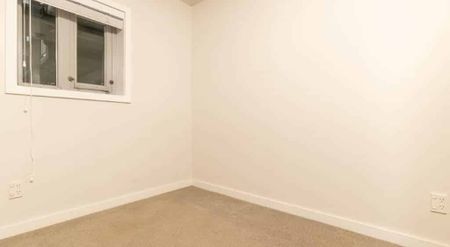 Perfect in Kingsland - Photo 2